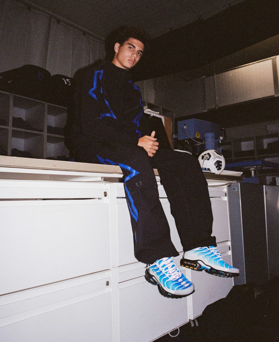 Nike Tech Woven Suit celebra la Seconda Stella dell’Inter3